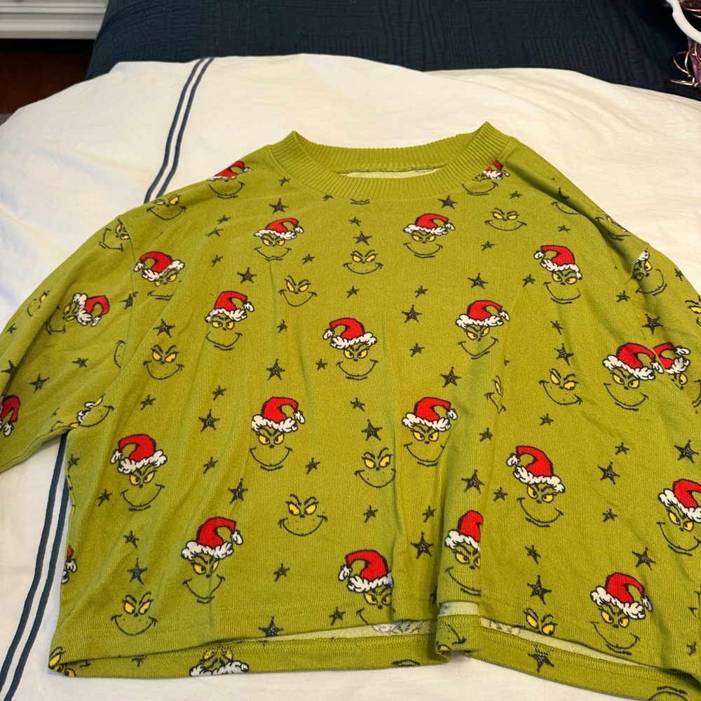 American Eagle Outfitters Green Grinch Sweater